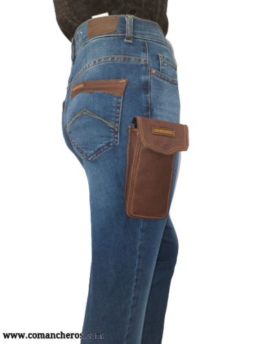 Jeans mit Handyhalter