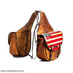 Hintersatteltaschen mit  Flagge